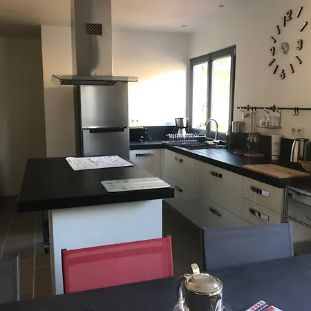 Chalet Renove Pour 10 Pers. Avec Parking Proche Super - Fr-1-814-102