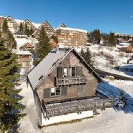 Chalet Rénové Pour 10 Pers. Avec Parking Proche - Fr-1-814-102